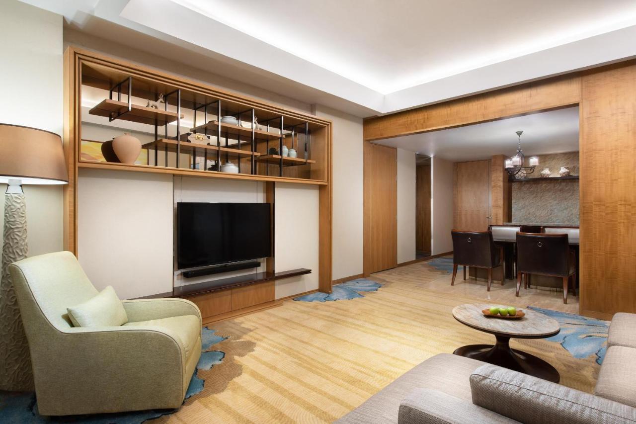 The Westin ג'קרטה מראה חיצוני תמונה