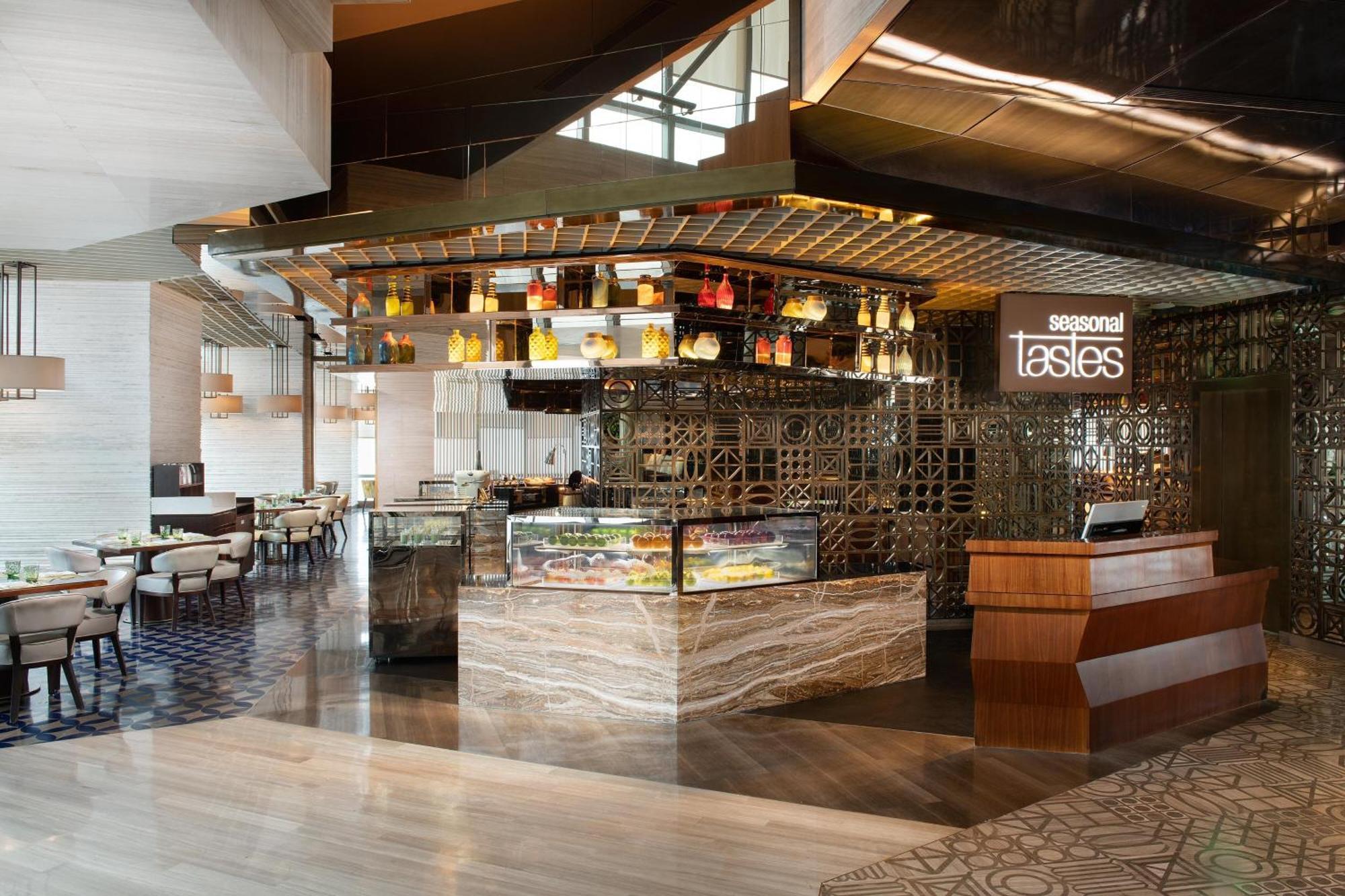 The Westin ג'קרטה מראה חיצוני תמונה