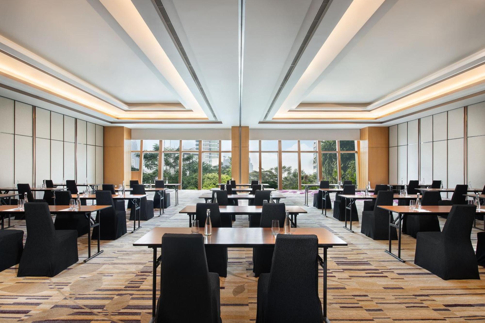 The Westin ג'קרטה מראה חיצוני תמונה