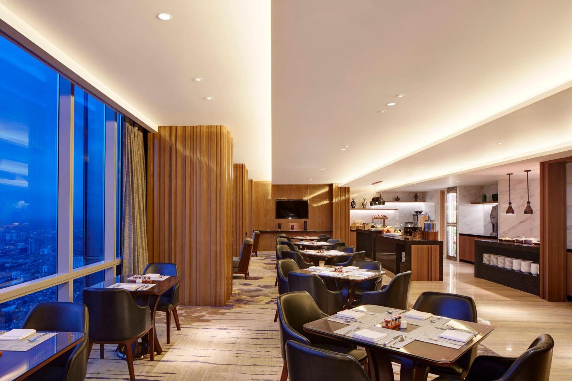 The Westin ג'קרטה מראה חיצוני תמונה